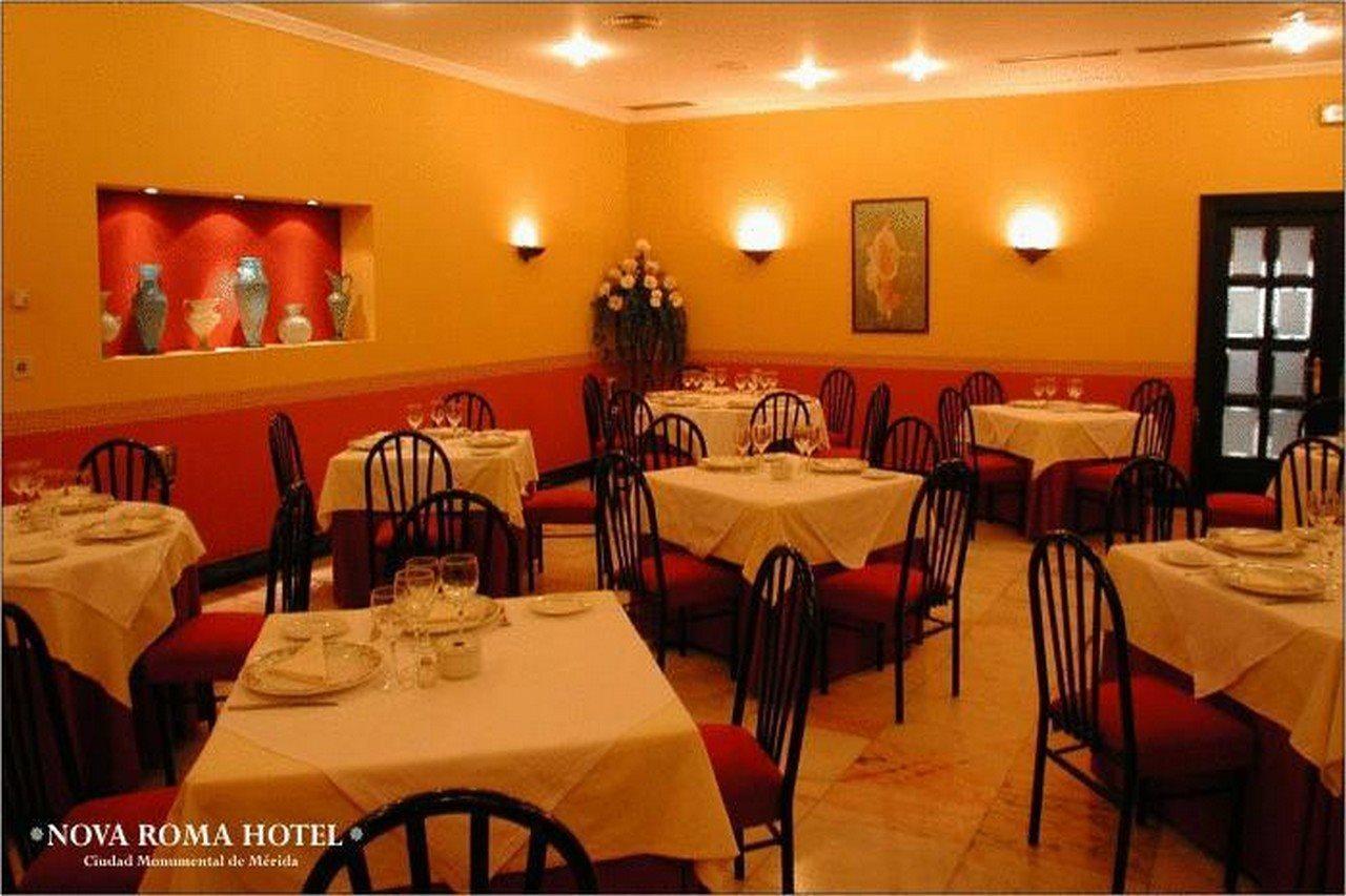 ホテル ノヴァ ローマ メリダ レストラン 写真